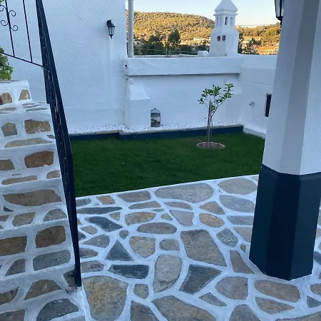 Dom wakacyjny Kun's House - Your Summer House Is Ready!